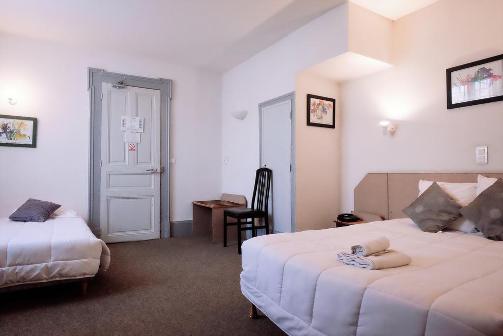 Hotel Pedussaut Сен-Годенс Экстерьер фото