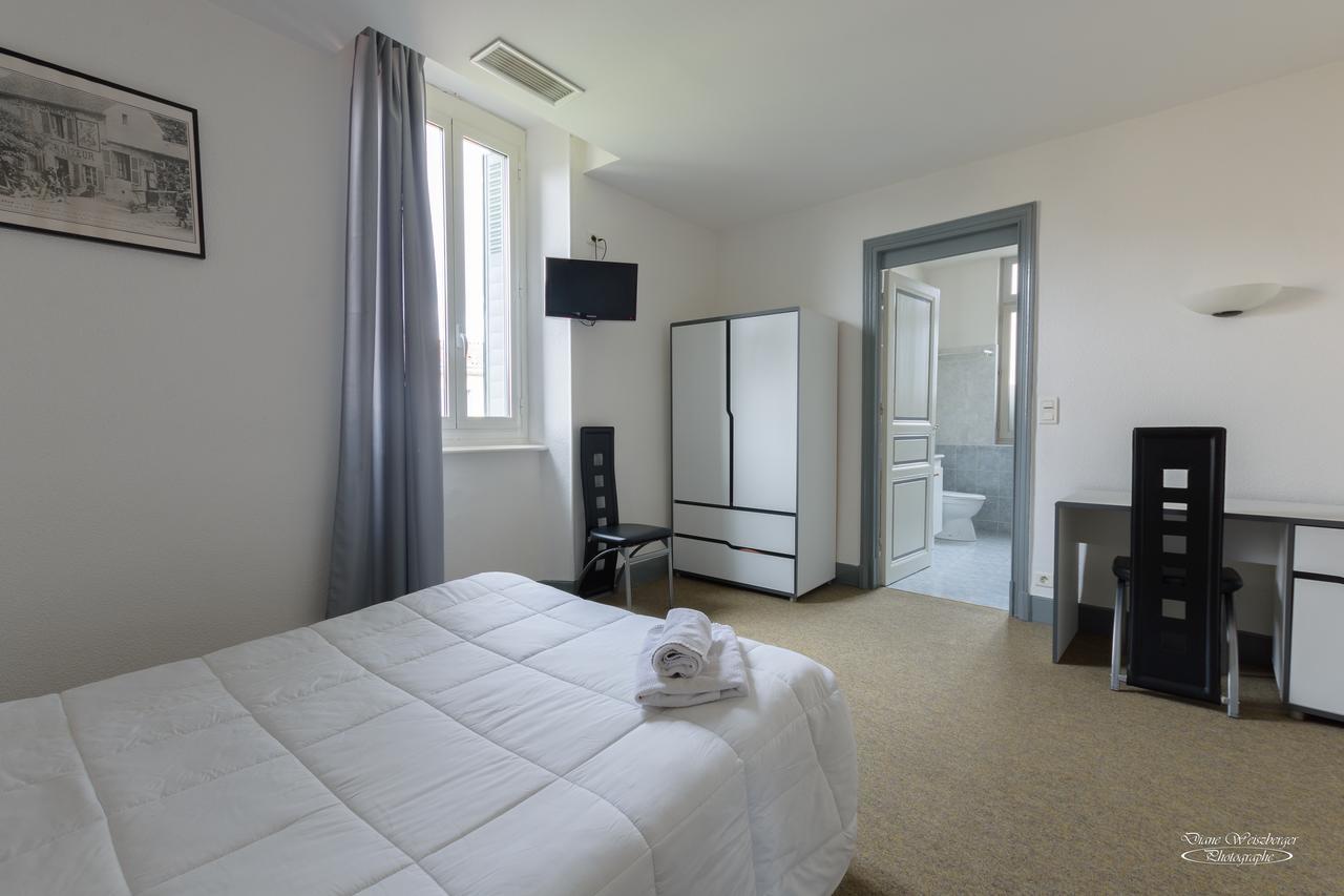 Hotel Pedussaut Сен-Годенс Экстерьер фото